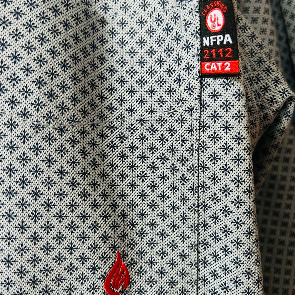 Polished Gray Patterned Button-Down Shirt Fr Shirt - image 5